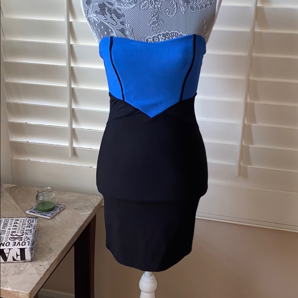 Black and blue strapless dress size small